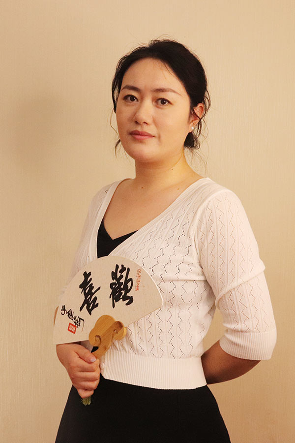 淳化石亚利 研究生学历,毕业于陕西师范大学